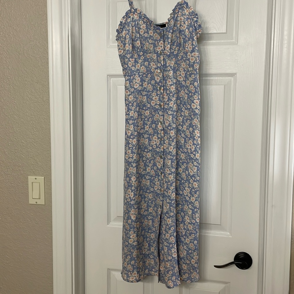 Forever 21 Floral Sun dress. Size Small